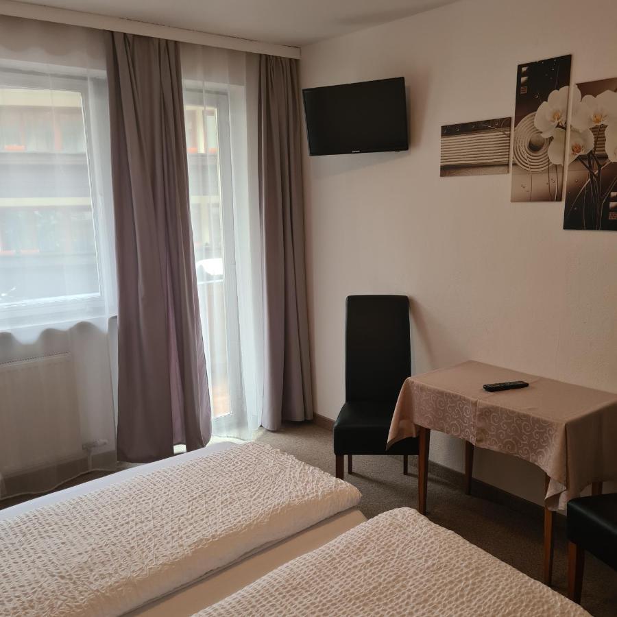 Gasthof Hotel Kirchenwirt Цел ам Цилер Екстериор снимка