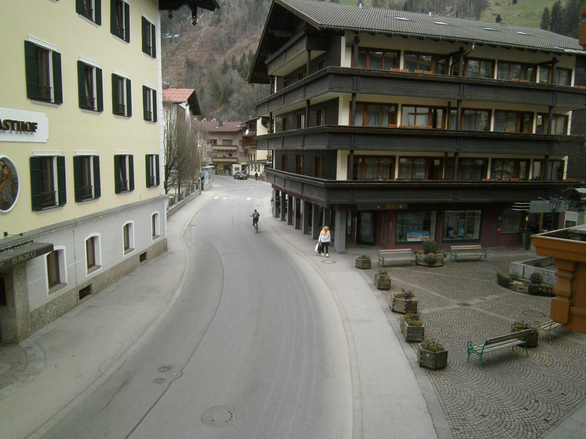 Gasthof Hotel Kirchenwirt Цел ам Цилер Екстериор снимка