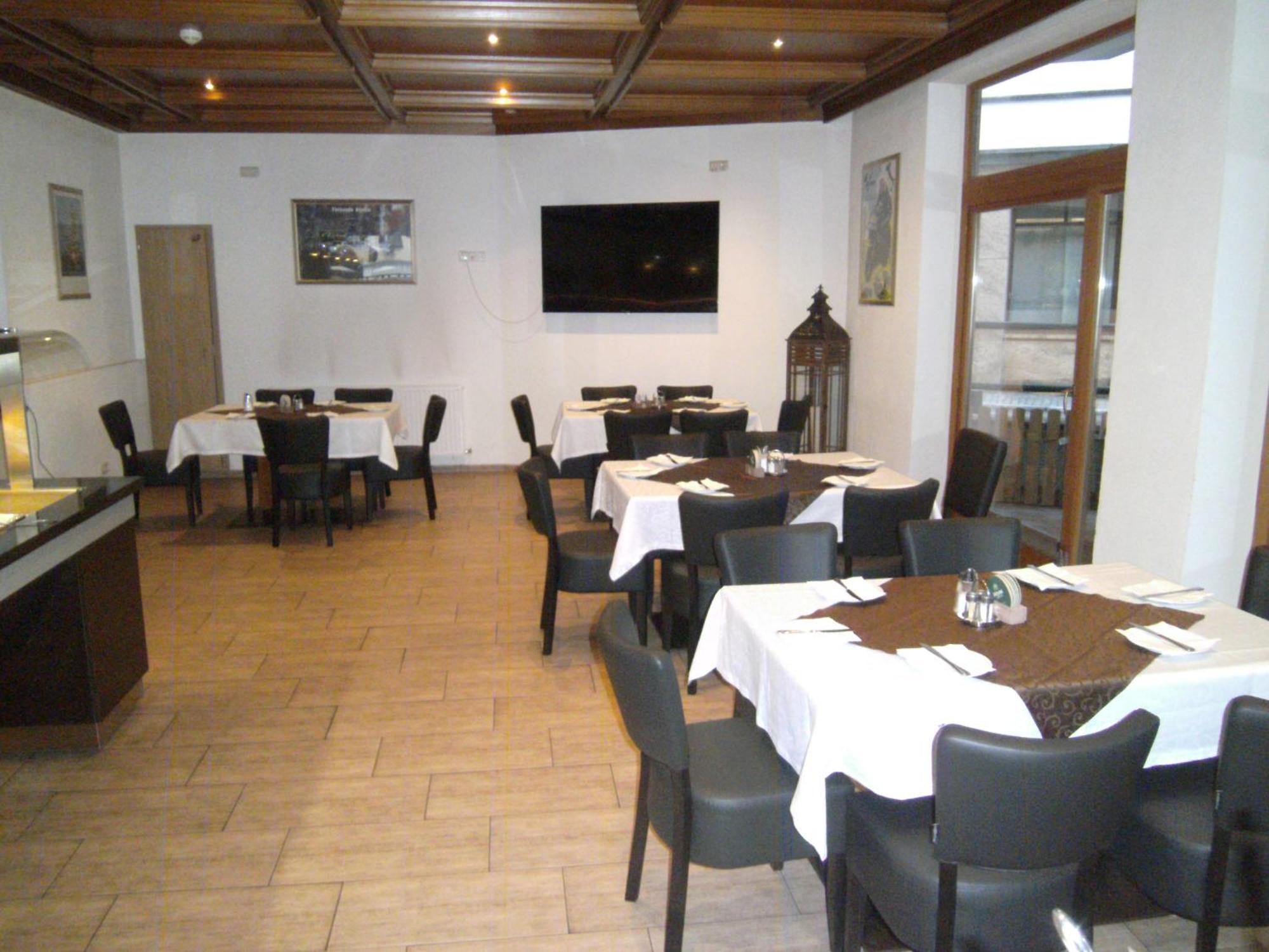 Gasthof Hotel Kirchenwirt Цел ам Цилер Екстериор снимка