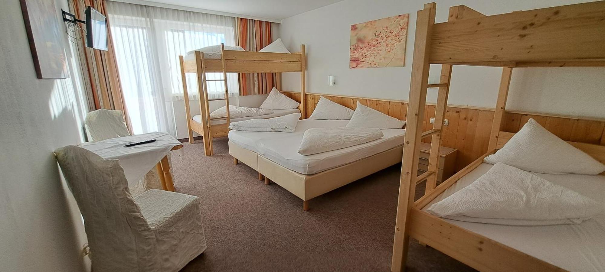 Gasthof Hotel Kirchenwirt Цел ам Цилер Екстериор снимка