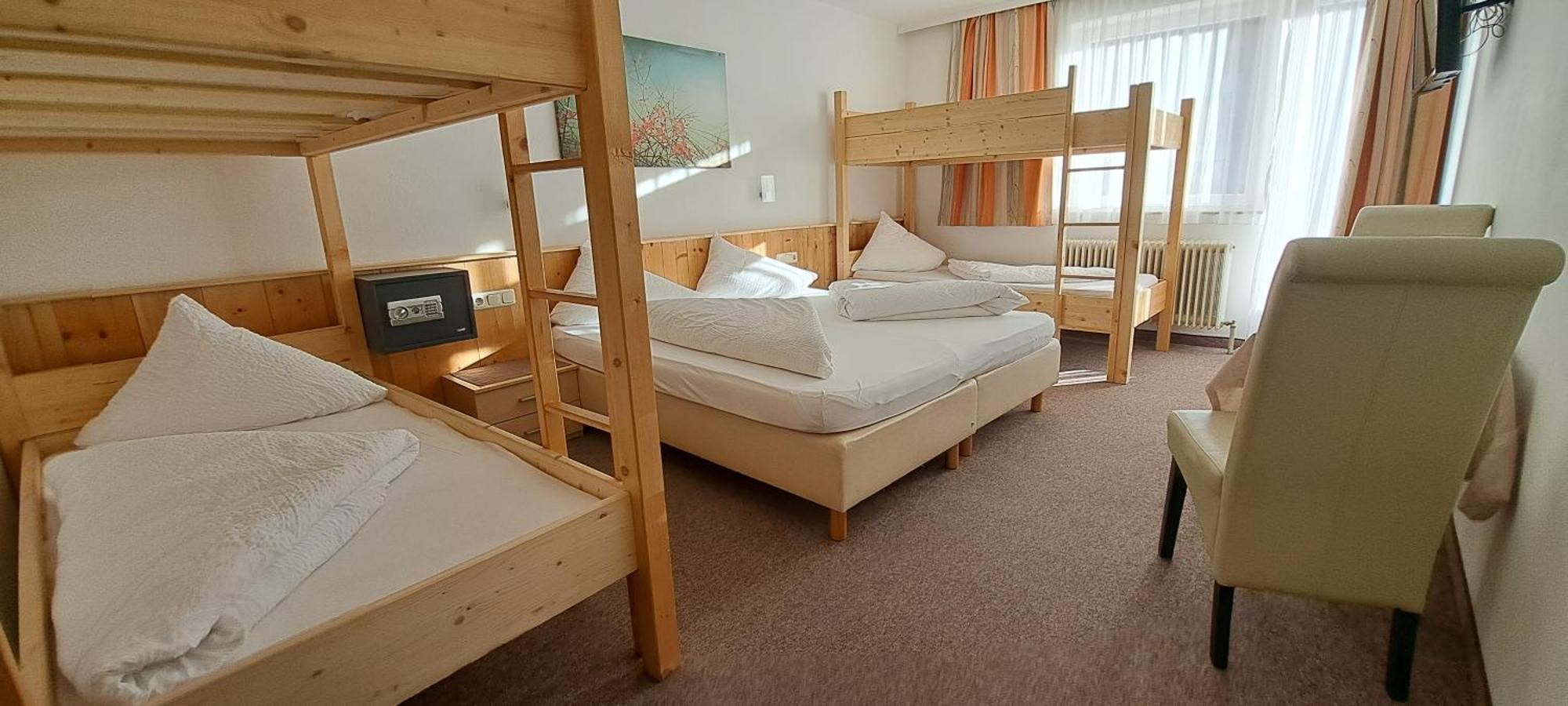 Gasthof Hotel Kirchenwirt Цел ам Цилер Екстериор снимка
